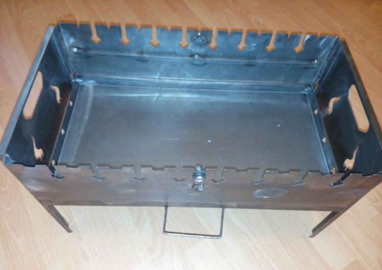 готовый разборный мангал на 7 шампуров